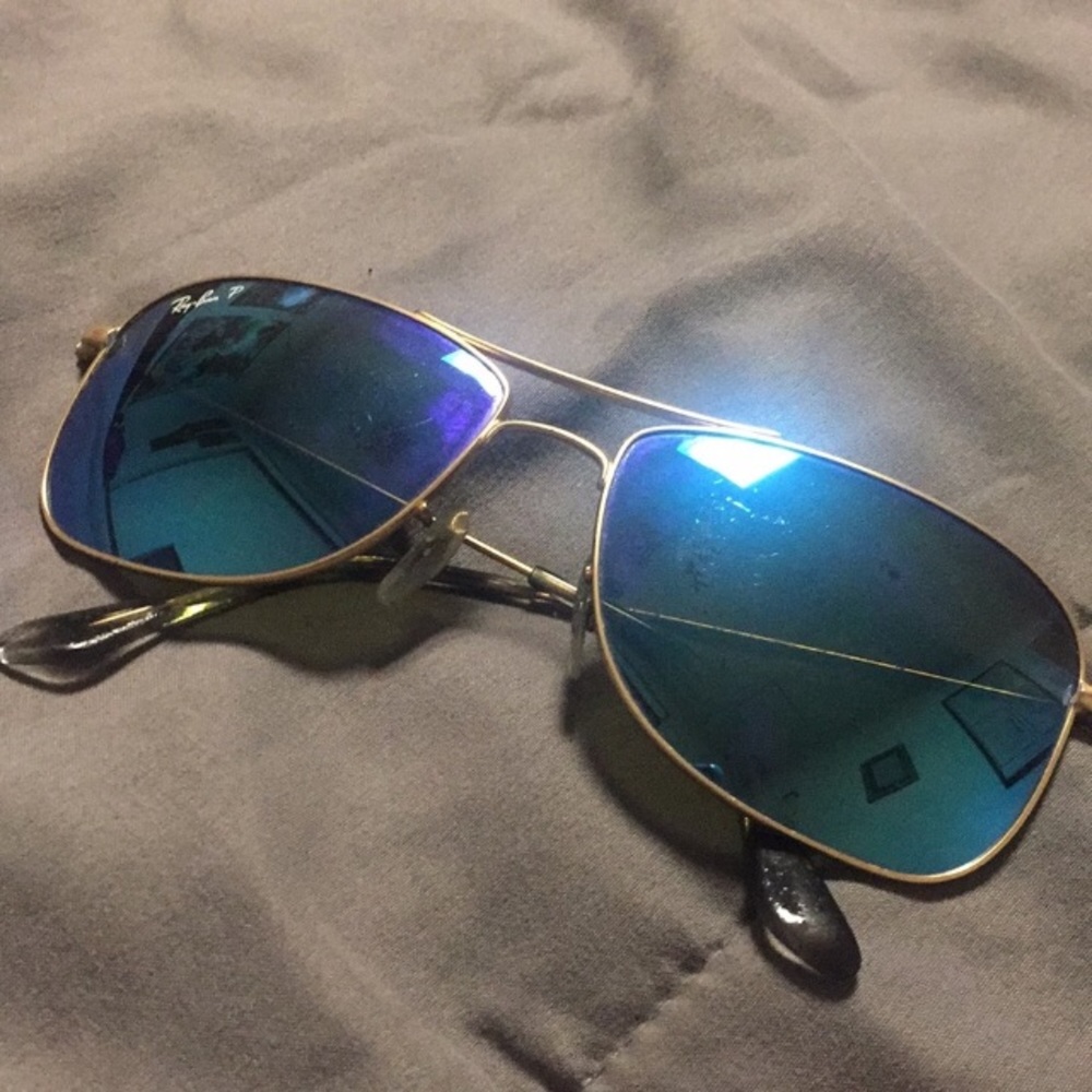 Ray Ban sunnies-polarized